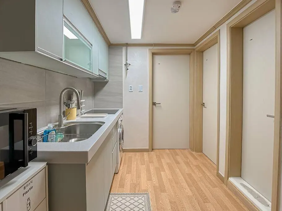 Yunaria House Seoul Apartment